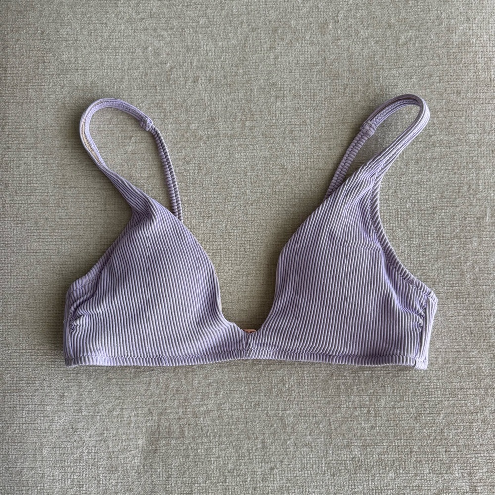 Purple Ribbed bikini top Size 34B